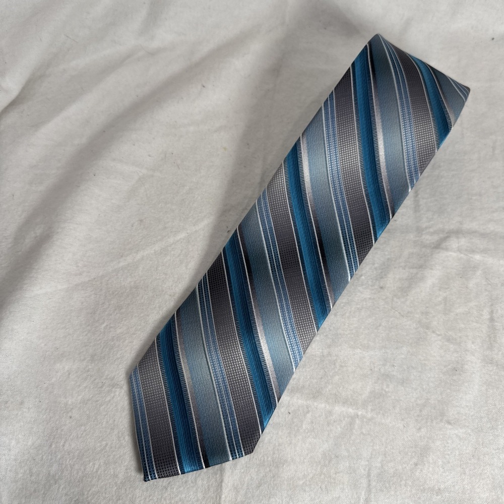Pronto Uomo 100% Silk Gray Blue Stripe Extra Long Men's Tie 64" x 3.25" NWT